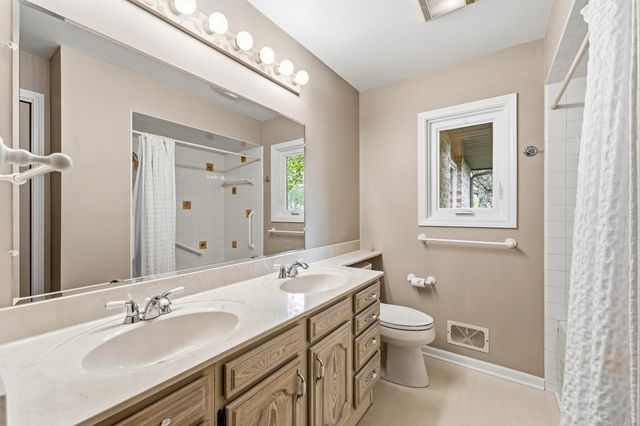 7738 Andrea Lane, Portage, MI 49024