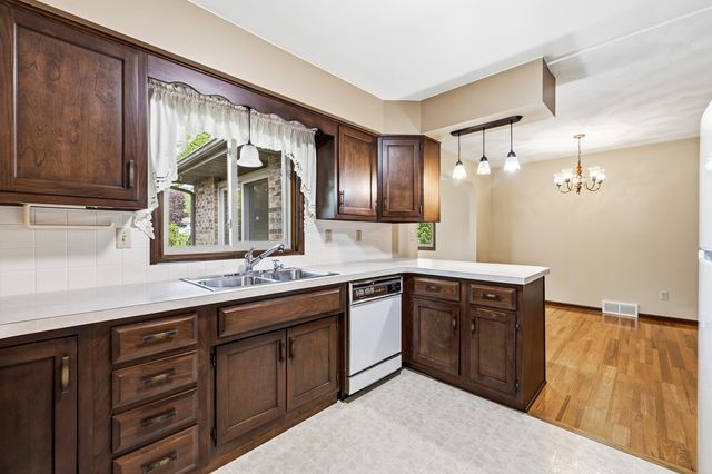 7738 Andrea Lane, Portage, MI 49024