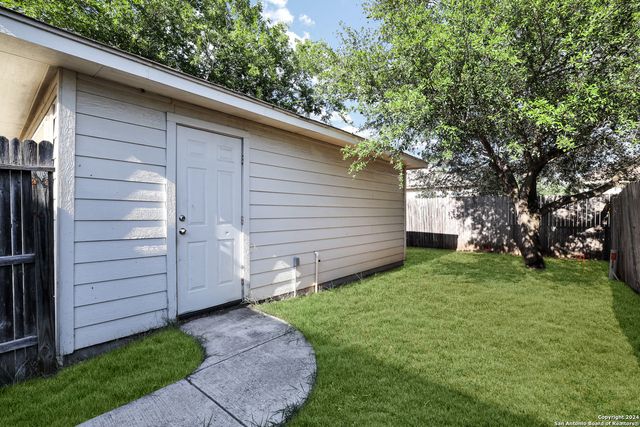 10302 LATELEAF OAK, San Antonio, TX 78223