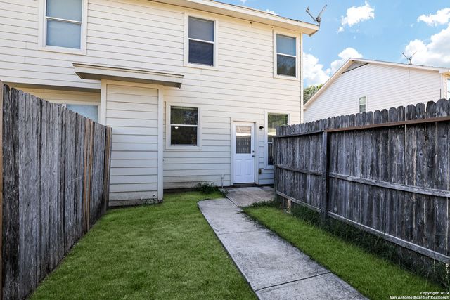 10302 LATELEAF OAK, San Antonio, TX 78223
