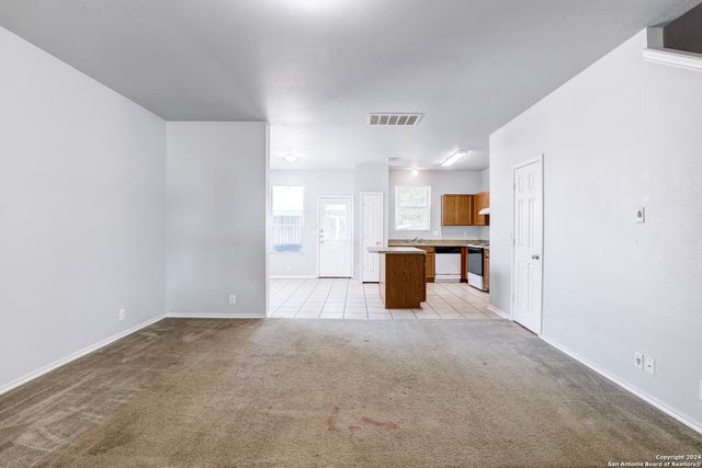 10302 LATELEAF OAK, San Antonio, TX 78223