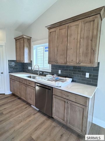 1645 Sundown Rd, Rexburg, ID 83440