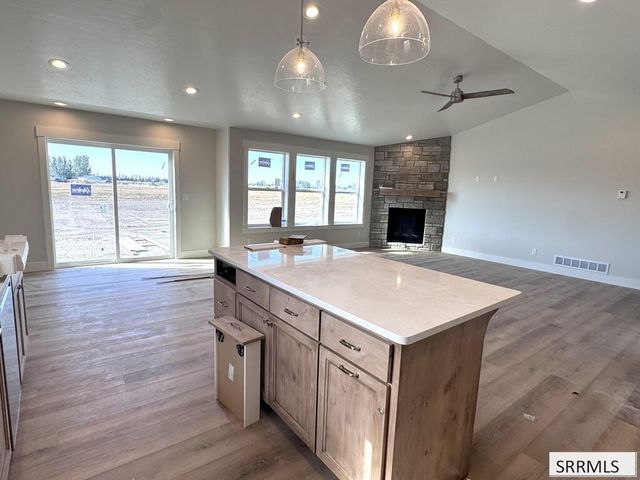 1645 Sundown Rd, Rexburg, ID 83440