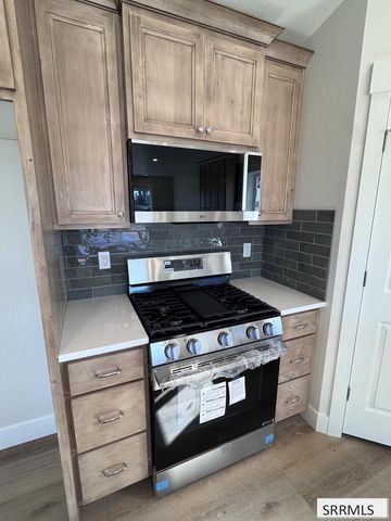 1645 Sundown Rd, Rexburg, ID 83440