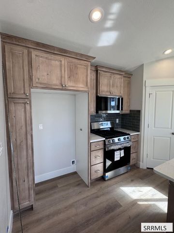1645 Sundown Rd, Rexburg, ID 83440
