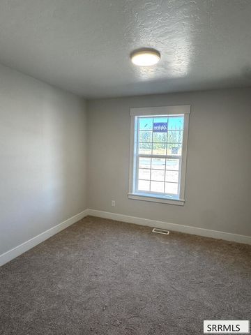 1645 Sundown Rd, Rexburg, ID 83440