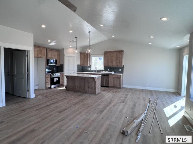 1645 Sundown Rd, Rexburg, ID 83440