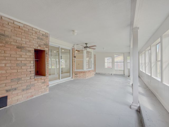 4013 Wedgworth Road S, Fort Worth, TX 76133