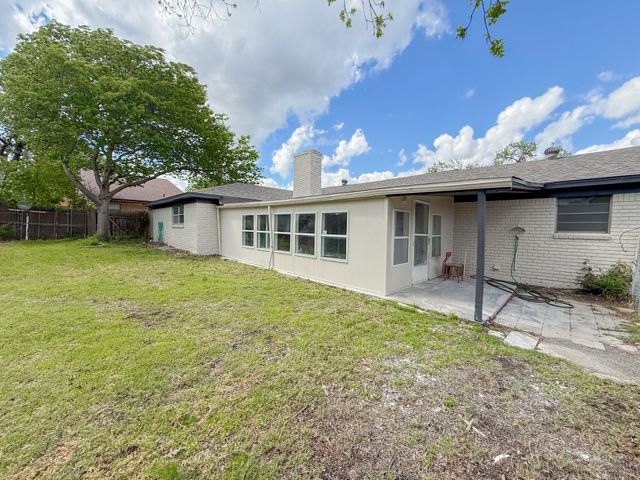 4013 Wedgworth Road S, Fort Worth, TX 76133