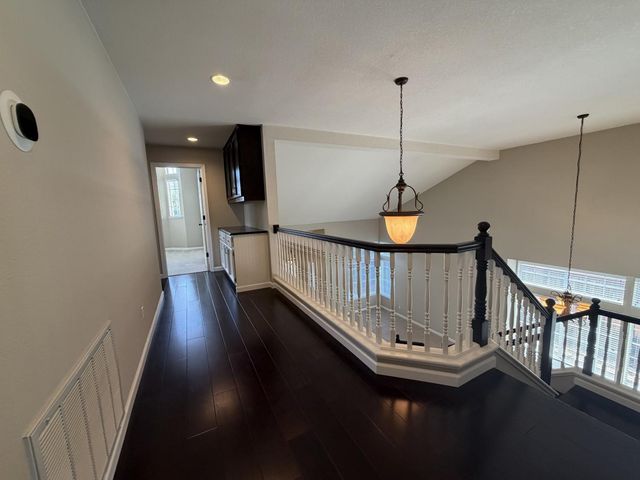 2431 Carr Ct, Rocklin, CA 95765