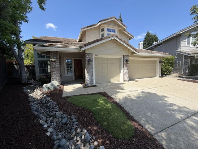 2431 Carr Ct, Rocklin, CA 95765