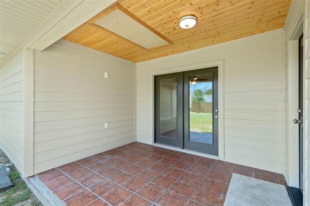 1406 Carol Street, Sulphur, LA 70663