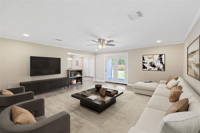 1406 Carol Street, Sulphur, LA 70663