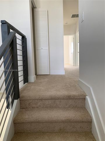 4416 NW 9th St 4416, Plantation, FL 33317