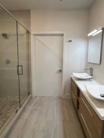 4416 NW 9th St 4416, Plantation, FL 33317