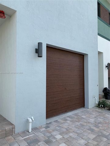 4416 NW 9th St 4416, Plantation, FL 33317