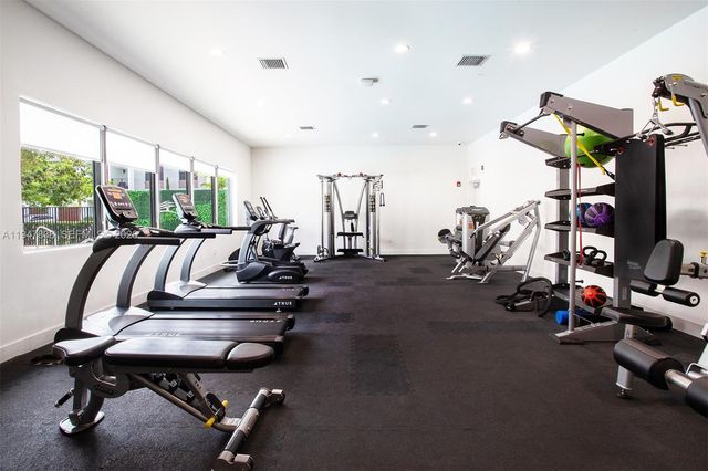 4416 NW 9th St 4416, Plantation, FL 33317