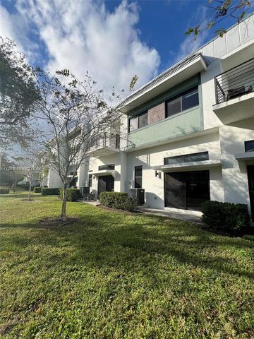 4416 NW 9th St 4416, Plantation, FL 33317