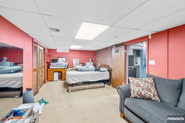 316 Boulevard S, Saddle Brook, NJ 07663