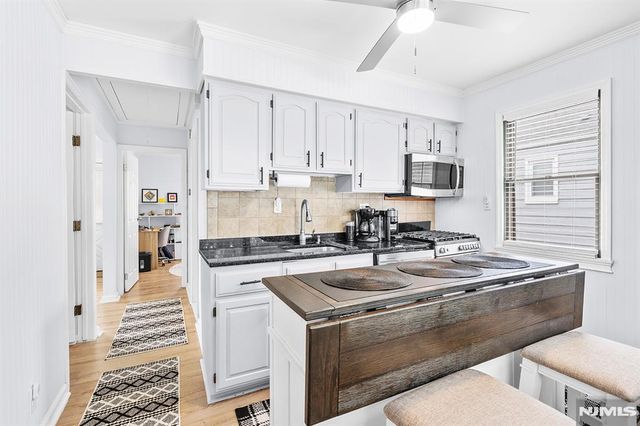 316 Boulevard S, Saddle Brook, NJ 07663