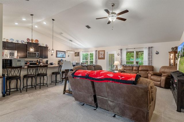 2 BALSAM DRIVE, Homosassa, FL 34446