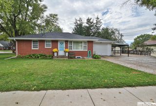 6045 Leighton Avenue, Lincoln, NE 68505