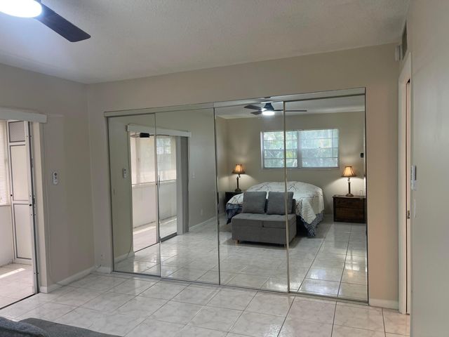 188 Cambridge H, West Palm Beach, FL 33417