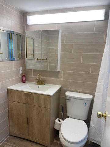 188 Cambridge H, West Palm Beach, FL 33417