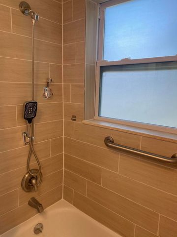 188 Cambridge H, West Palm Beach, FL 33417
