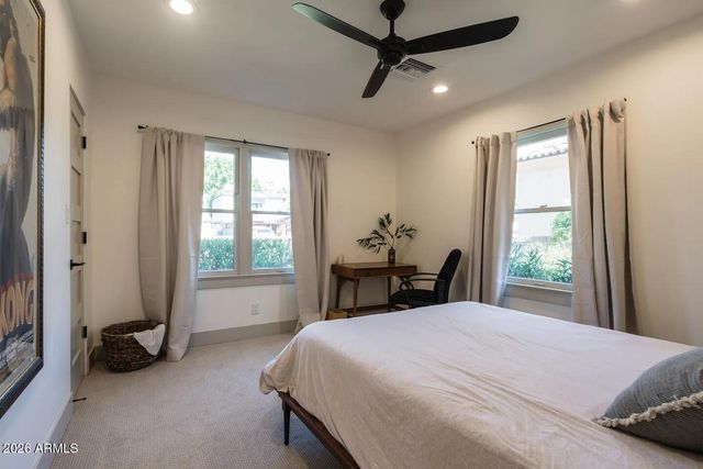 1418 S GRANDVIEW Drive S, Tempe, AZ 85281