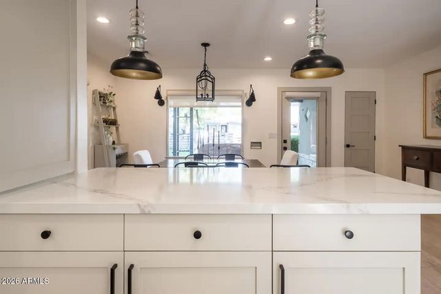 1418 S GRANDVIEW Drive S, Tempe, AZ 85281