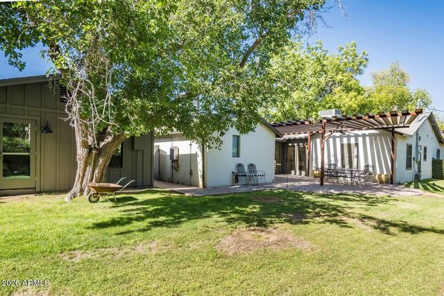 1418 S GRANDVIEW Drive S, Tempe, AZ 85281