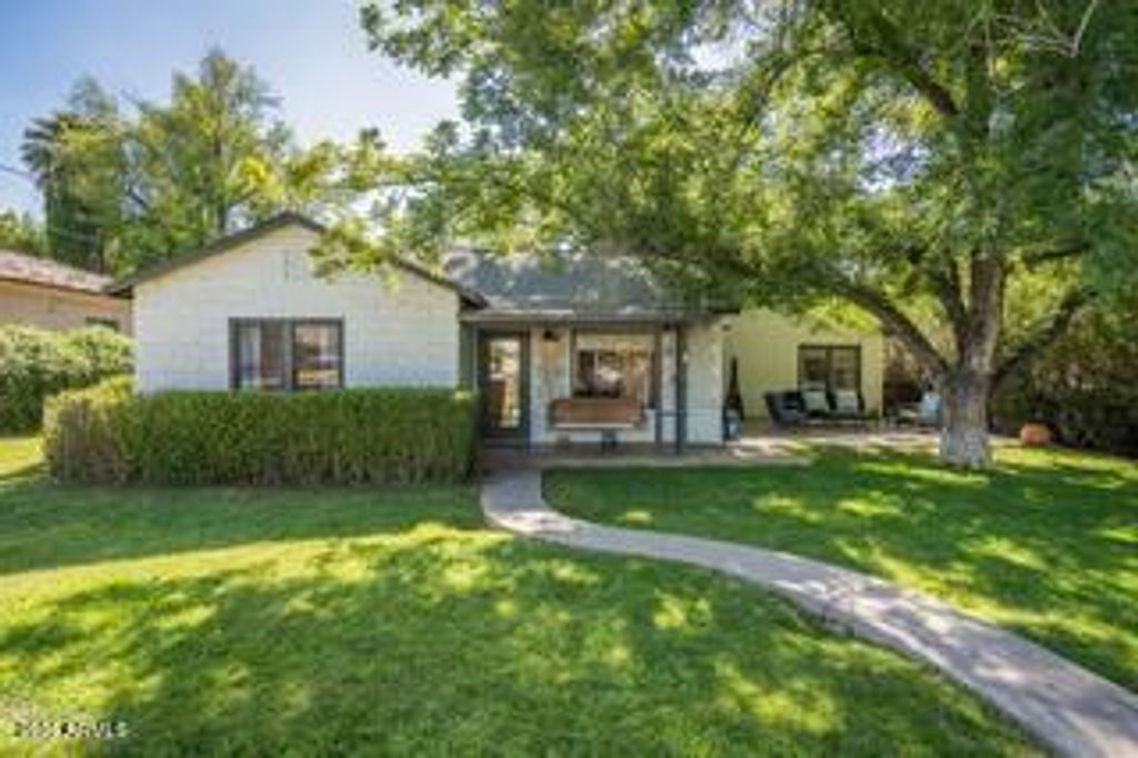 1418 S GRANDVIEW Drive S, Tempe, AZ 85281