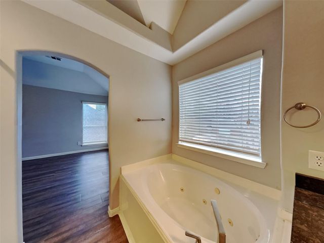 18007 Oakloch Court, Richmond, TX 77407