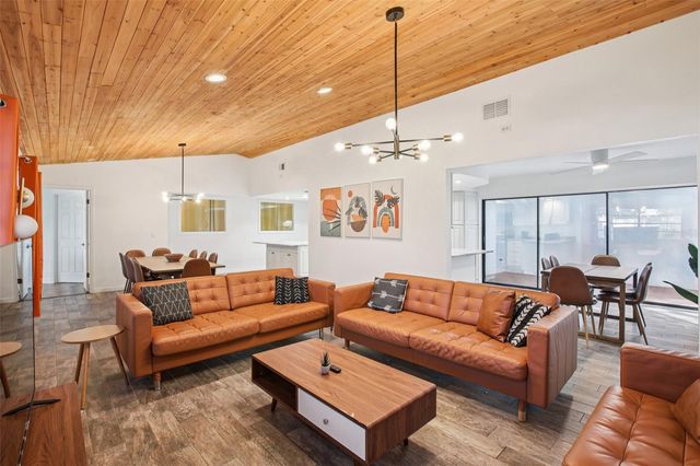 6989 122ND WAY, Seminole, FL 33772