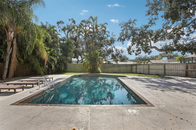 6989 122ND WAY, Seminole, FL 33772