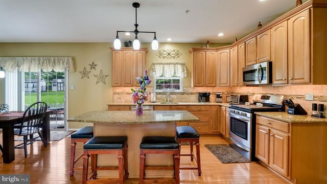 306 CRIMSON CT, Warrington, PA 18976