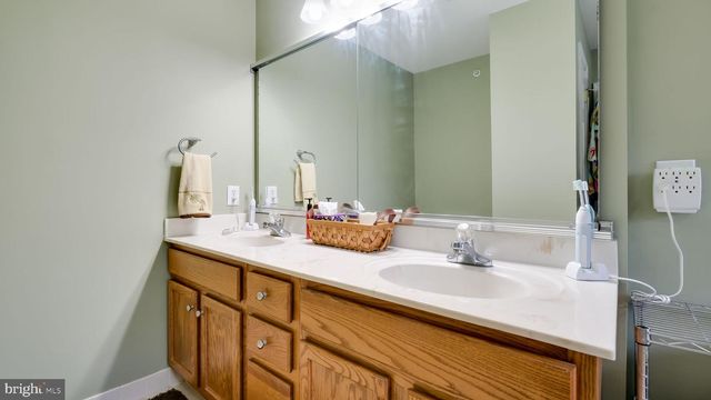 306 CRIMSON CT, Warrington, PA 18976