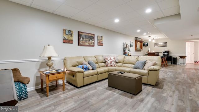 306 CRIMSON CT, Warrington, PA 18976
