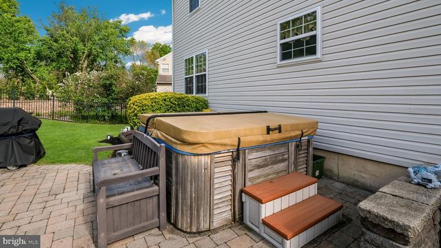 306 CRIMSON CT, Warrington, PA 18976