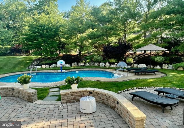 306 CRIMSON CT, Warrington, PA 18976