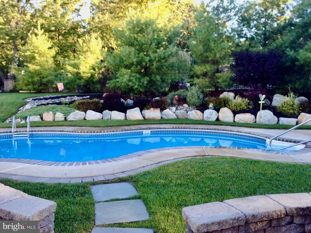 306 CRIMSON CT, Warrington, PA 18976