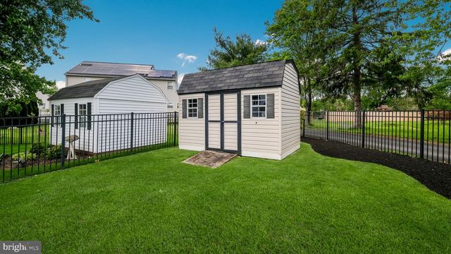 306 CRIMSON CT, Warrington, PA 18976