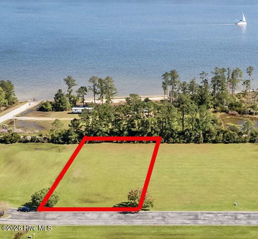 103 Waterway Drive, Havelock, NC 28532