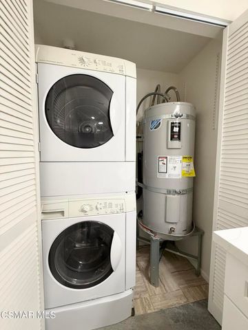 224 Oakleaf Drive 103, Thousand Oaks, CA 91360