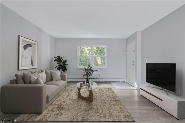 1132 Valley Rd, Wayne Twp., NJ 07470