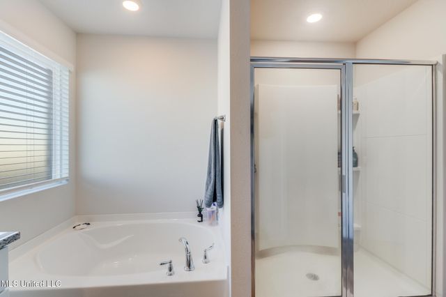 18533 Water Oak Way, Biloxi, MS 39532