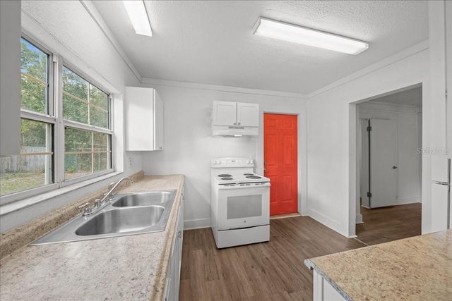 945 NE 20TH STREET, Ocala, FL 34470