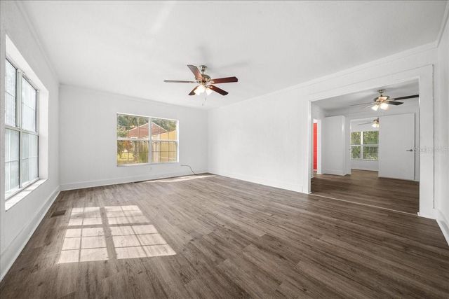 945 NE 20TH STREET, Ocala, FL 34470