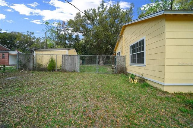 945 NE 20TH STREET, Ocala, FL 34470